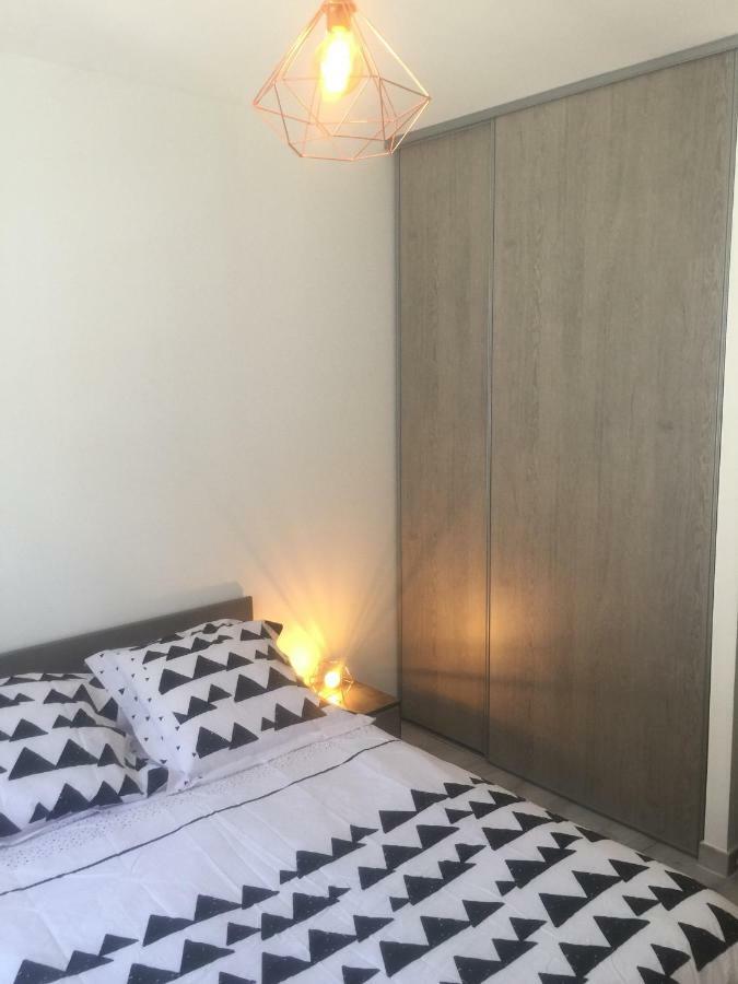 Appartement L'Islois LʼIsle-sur-la-Sorgue Exteriör bild